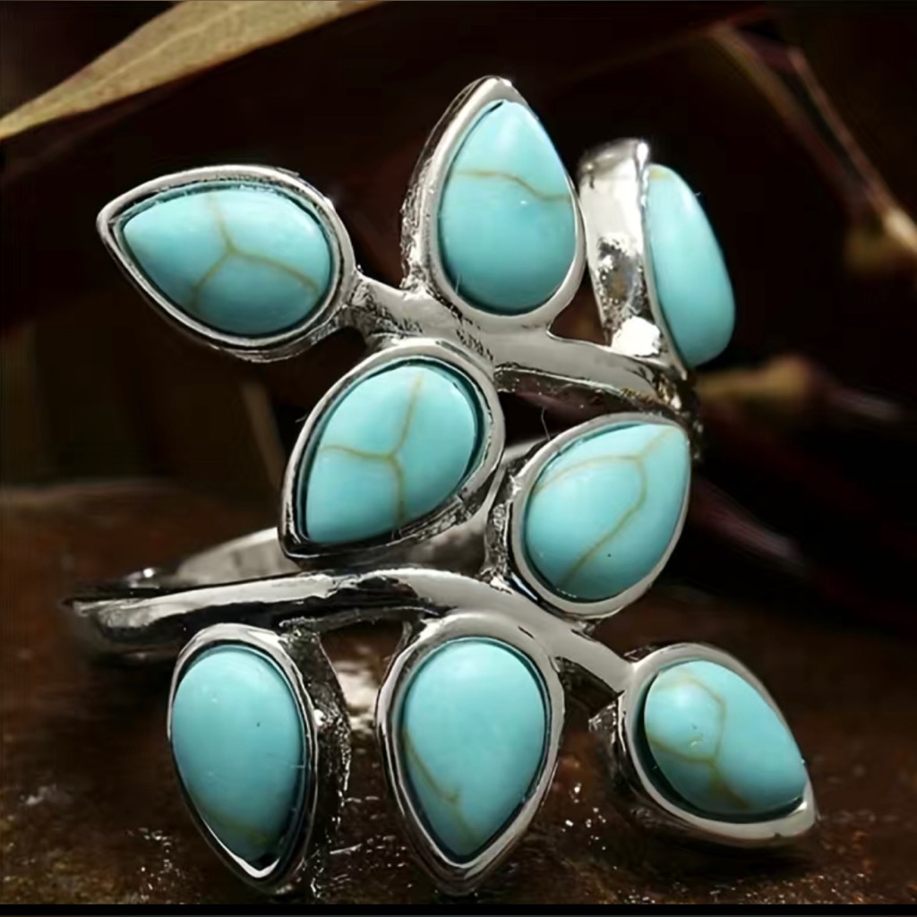Nwt Flower Shape Turquoise Decor Ring 15$